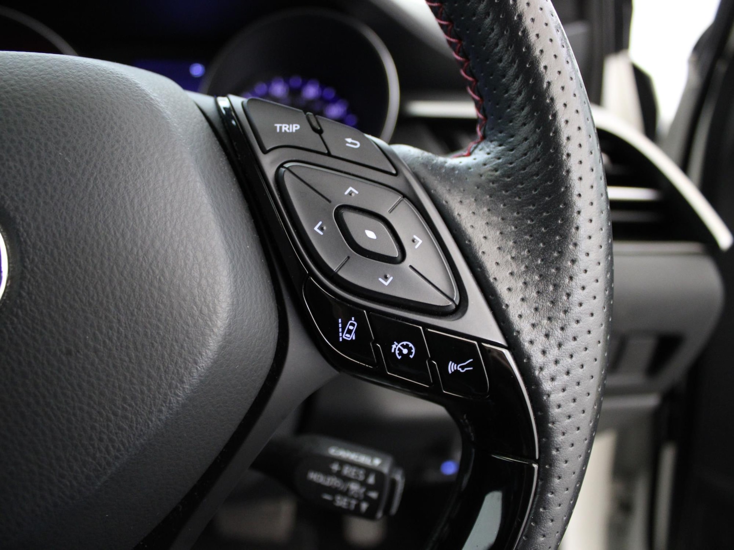 Used Toyota C-HR 2021 for sale - 77164614: Photo 32