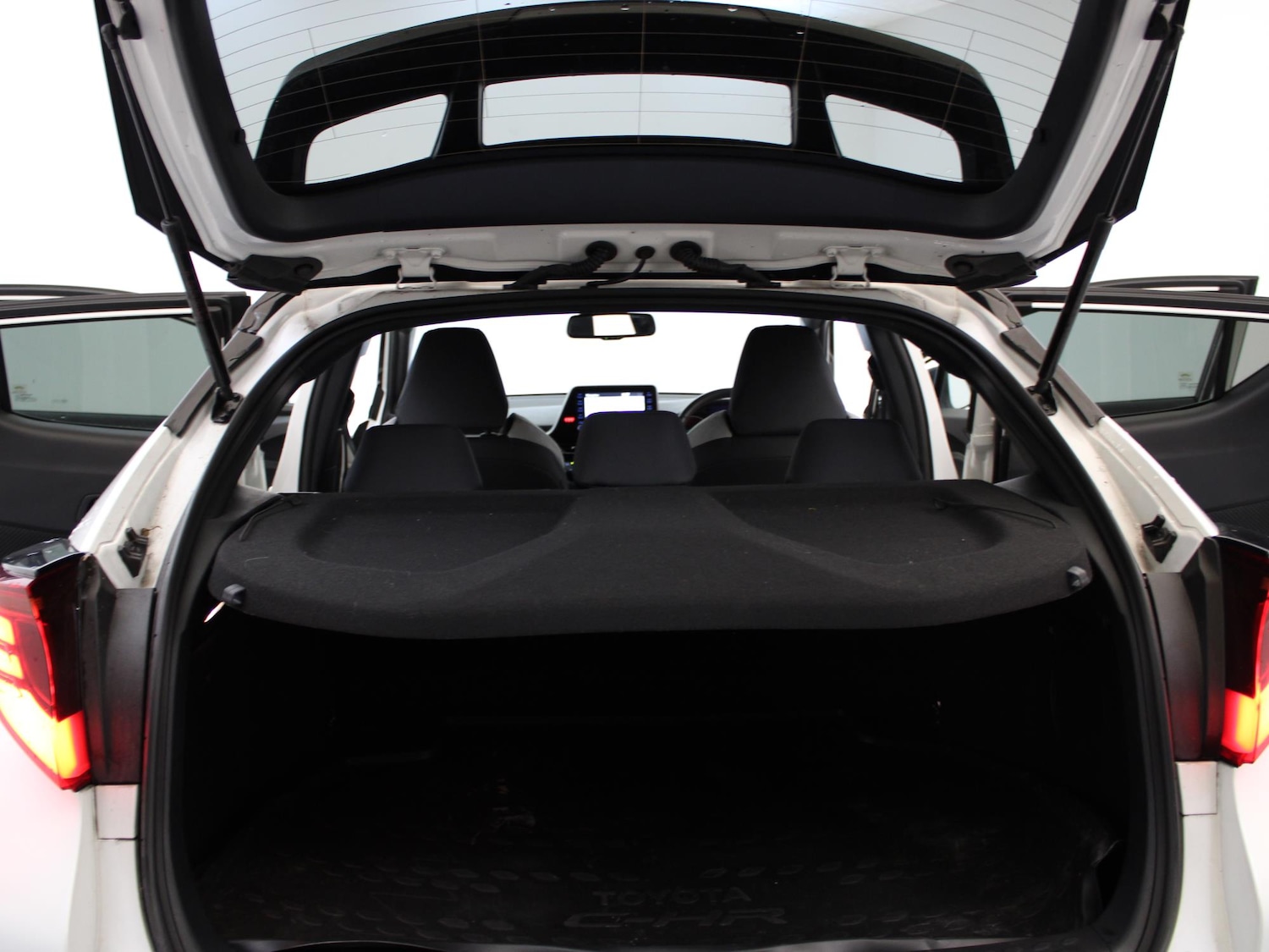 Used Toyota C-HR 2021 for sale - 77164614: Photo 39