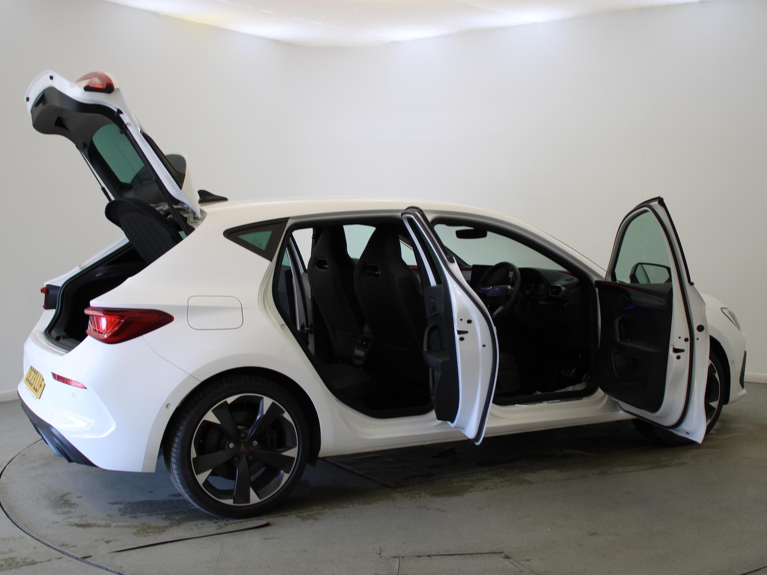 Vehicle 28