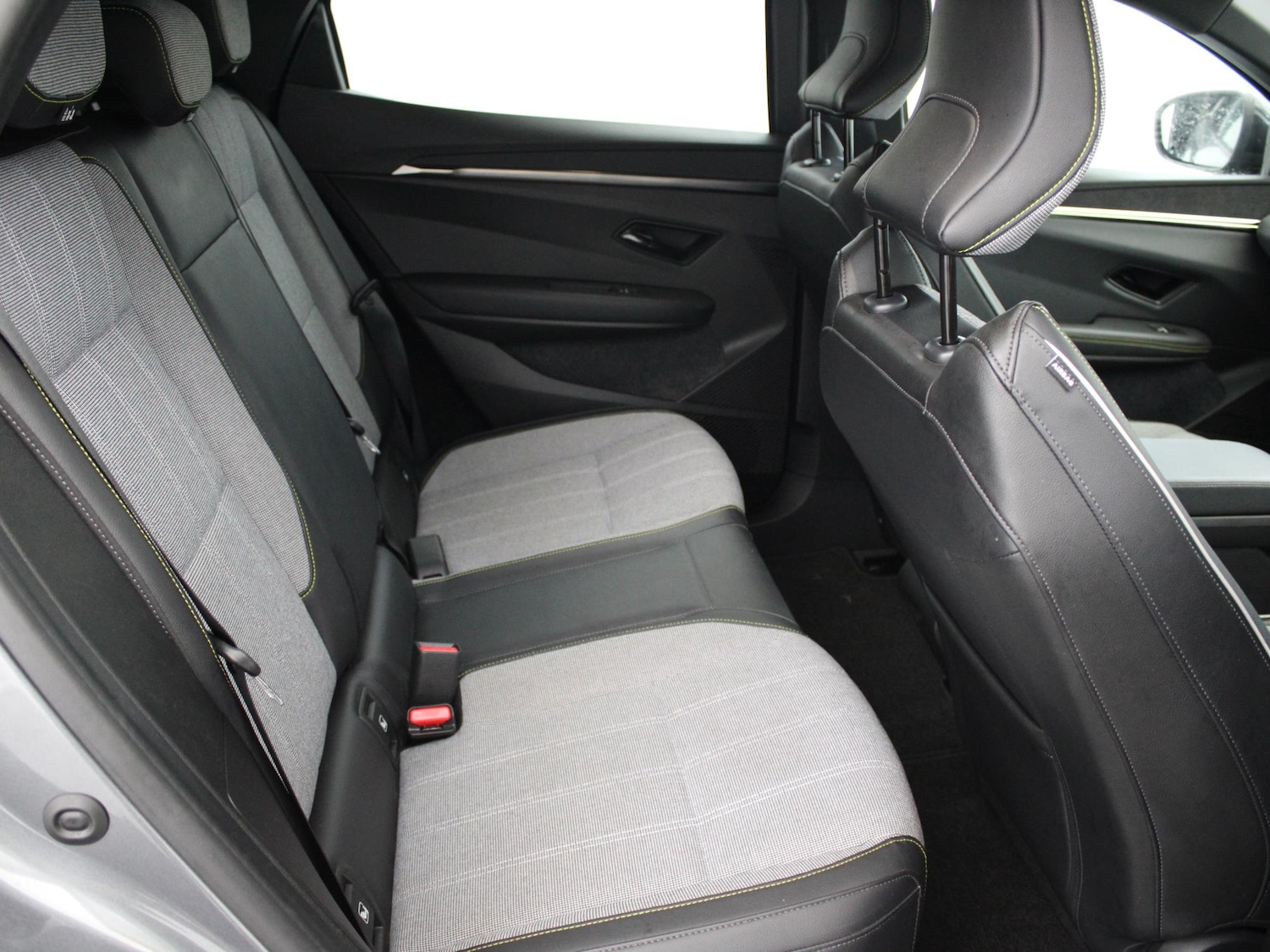 Used Renault Megane E Tech 2023 for sale - 76353285: Photo 12