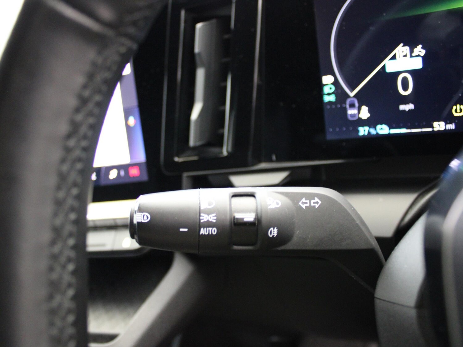 Used Renault Megane E Tech 2023 for sale - 76353285: Photo 34