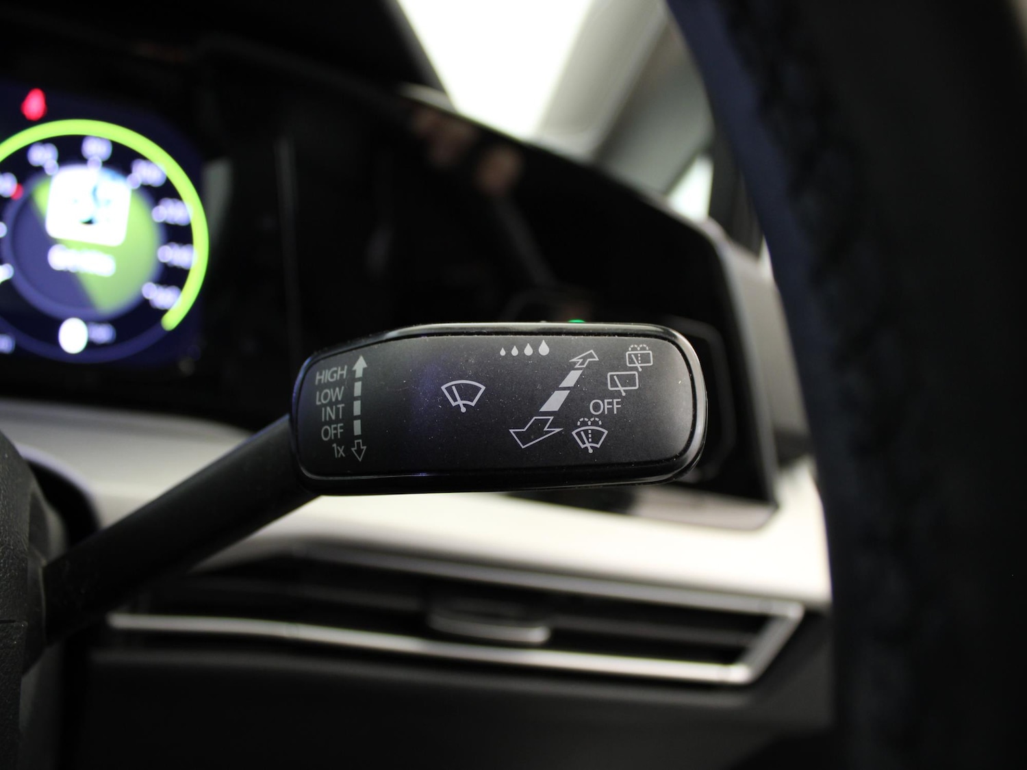 Used Volkswagen Golf 2024 for sale - 75461265: Photo 31