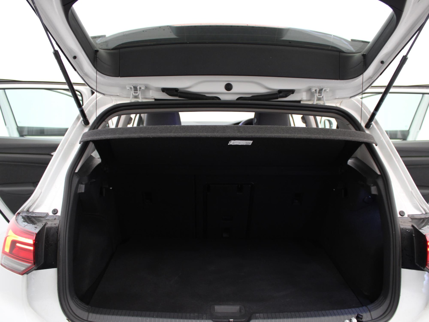 Used Volkswagen Golf 2024 for sale - 75461265: Photo 35