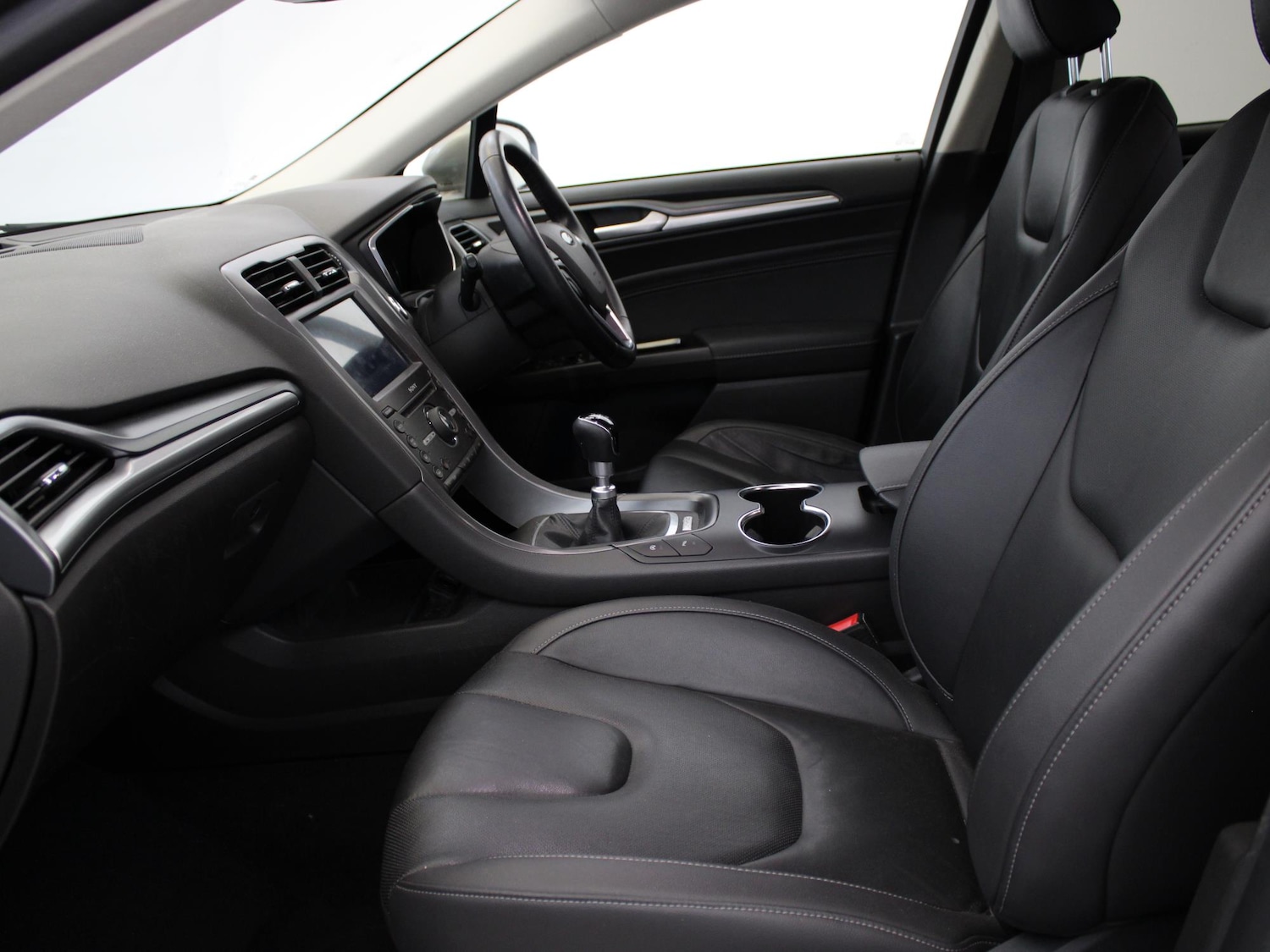 Used Ford Mondeo 2019 for sale - 76157925: Photo 11