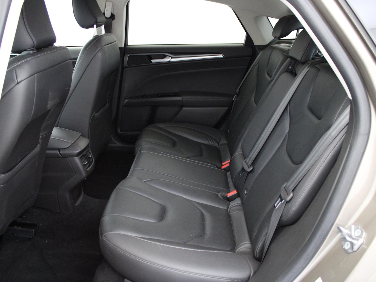 Used Ford Mondeo 2019 for sale - 76157925: Photo 13