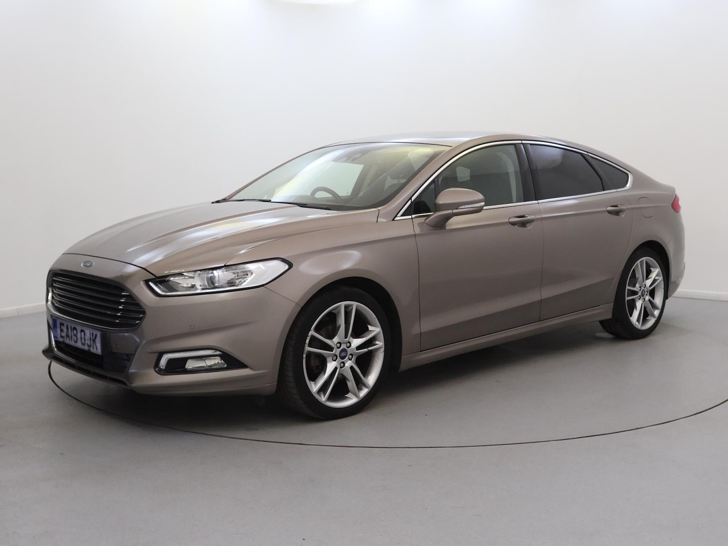 Used Ford Mondeo 2019 for sale - 76157925: Photo 3