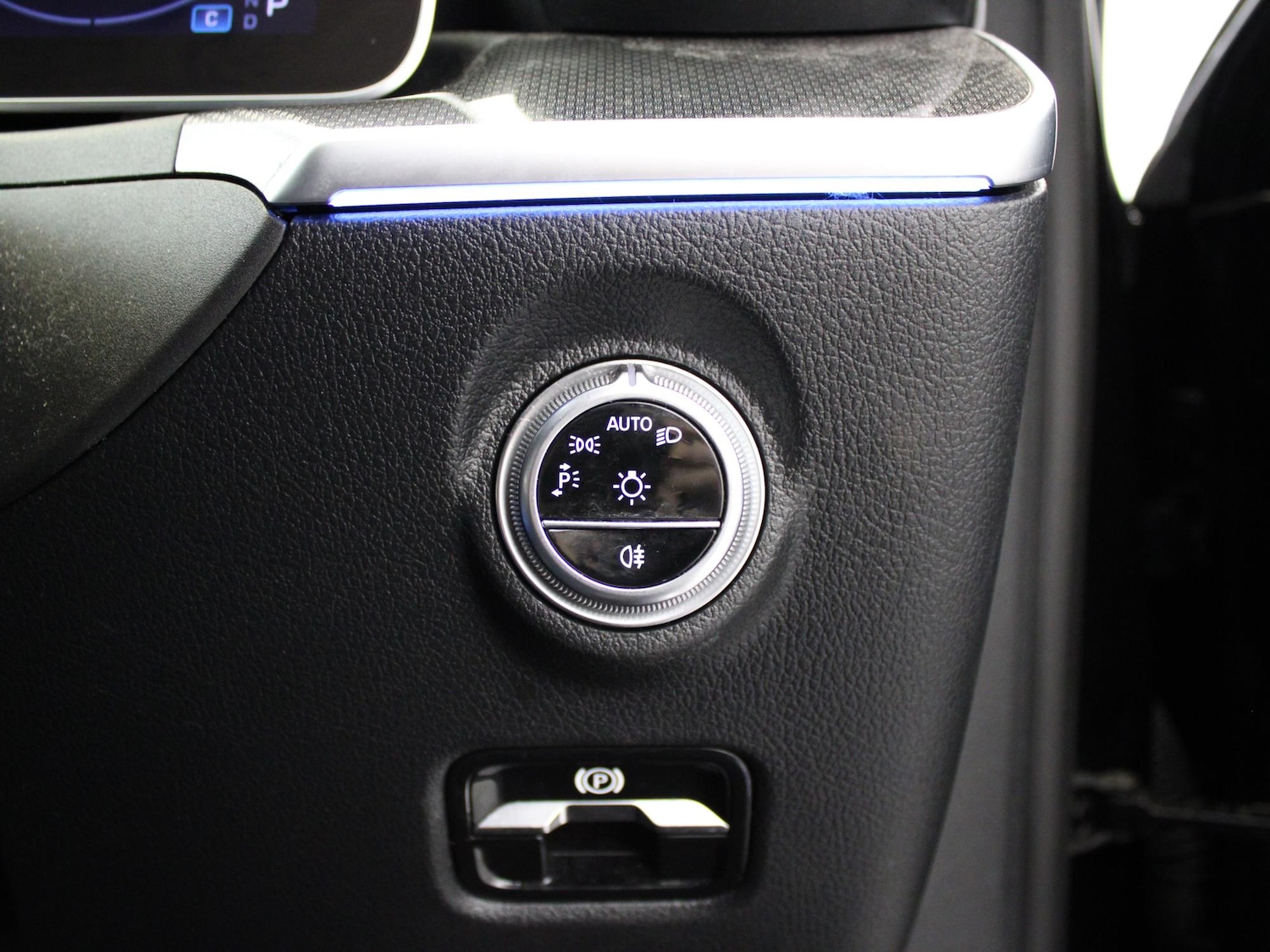 Used Mercedes-Benz C Class 2022 for sale - 75908874: Photo 41