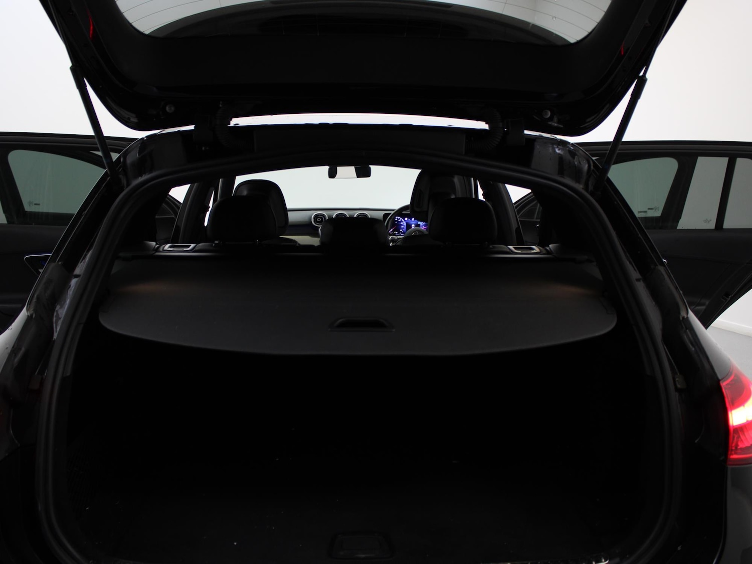 Used Mercedes-Benz C Class 2022 for sale - 75908874: Photo 48