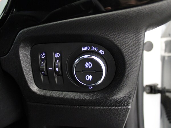 Used Vauxhall Corsa 2020 for sale - 76157924: Photo 32
