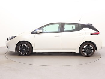 Used Nissan Leaf 2022 for sale - 79446062: Photo