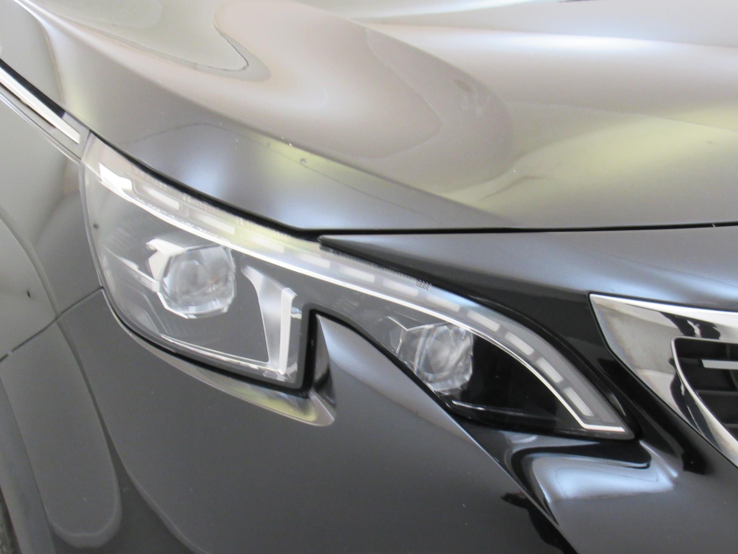 Used Peugeot 3008 2018 for sale - 77240074: Photo 32