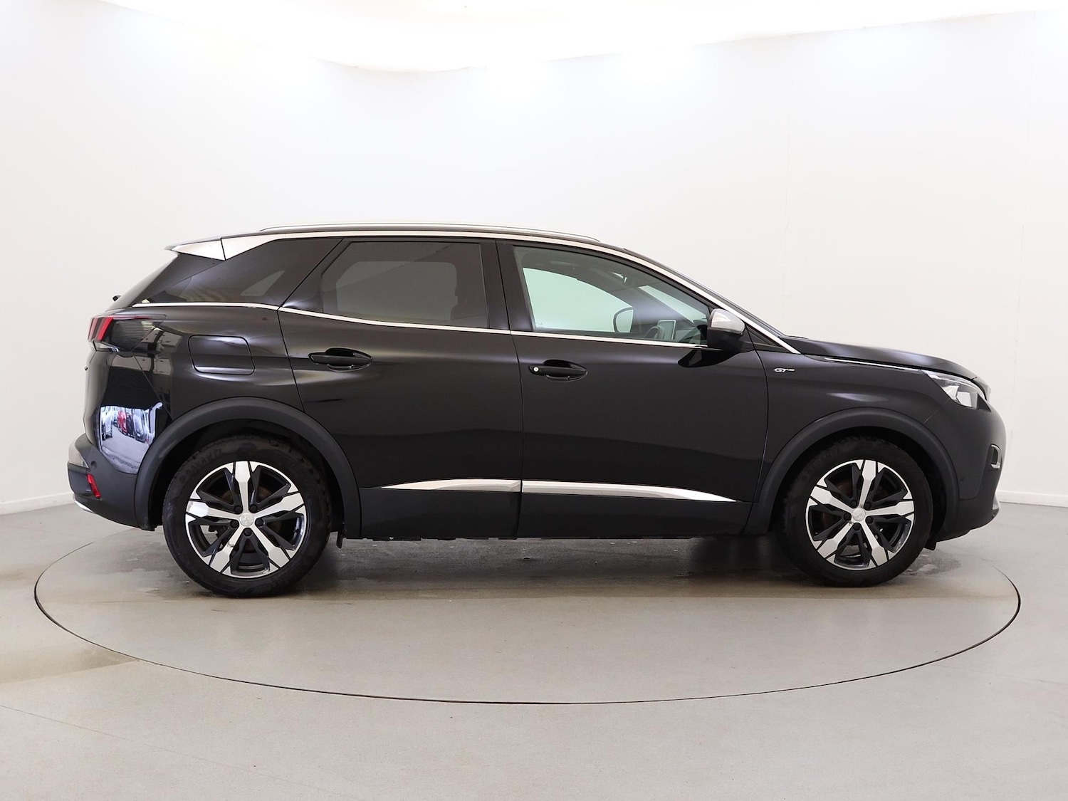 Used Peugeot 3008 2018 for sale - 77240074: Photo 8