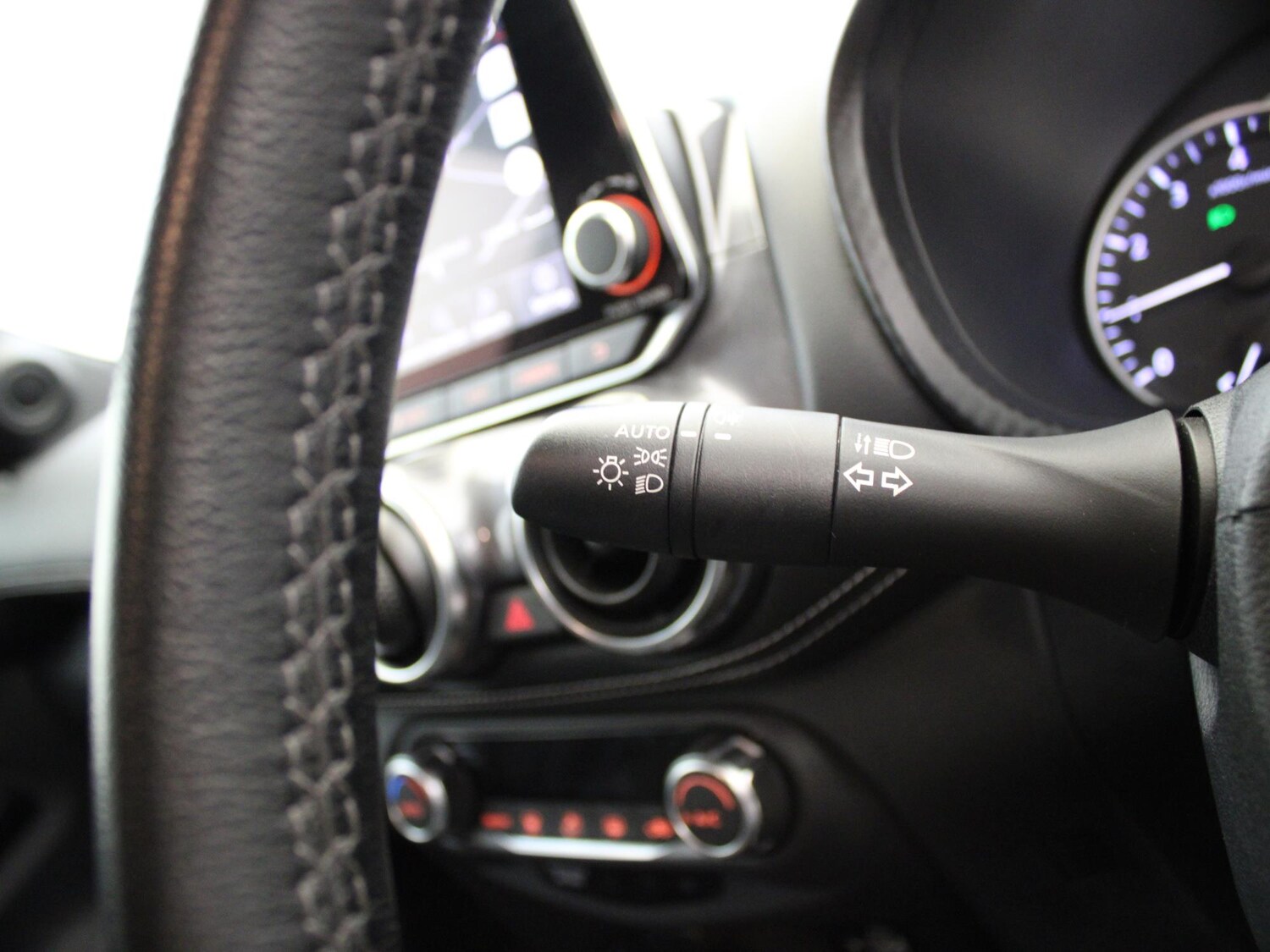 Used Nissan Juke 2022 for sale - 76047325: Photo 30