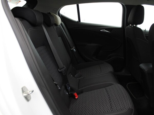 Used Vauxhall Astra 2018 for sale - 76249549: Photo 11