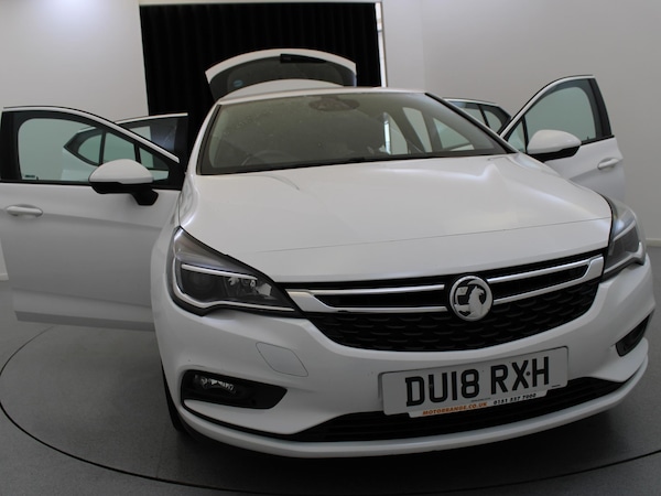 Used Vauxhall Astra 2018 for sale - 76249549: Photo 24