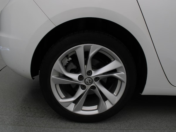 Used Vauxhall Astra 2018 for sale - 76249549: Photo 26