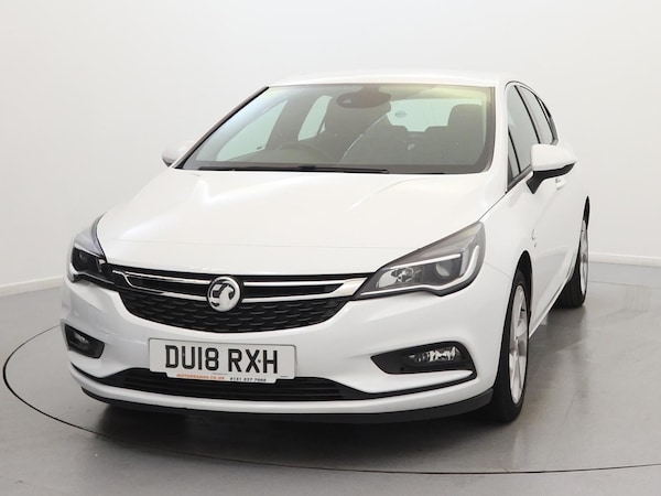 Used Vauxhall Astra 2018 for sale - 76249549: Photo 2