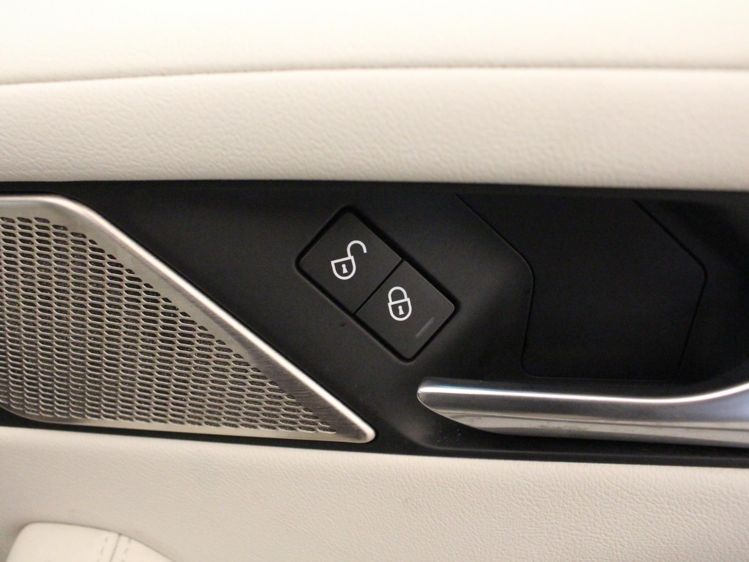 Used Jaguar I-Pace 2020 for sale - 76442610: Photo 40