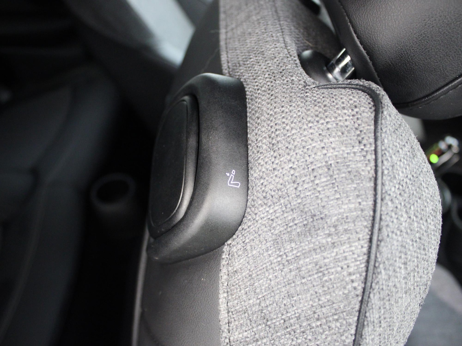 Used MINI Hatch 2023 for sale - 76515806: Photo 12