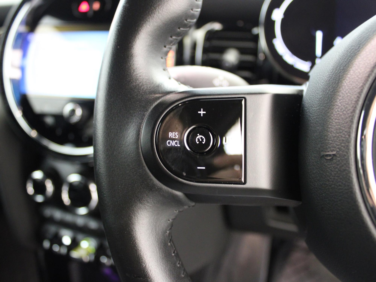 Used MINI Hatch 2023 for sale - 76515806: Photo 37