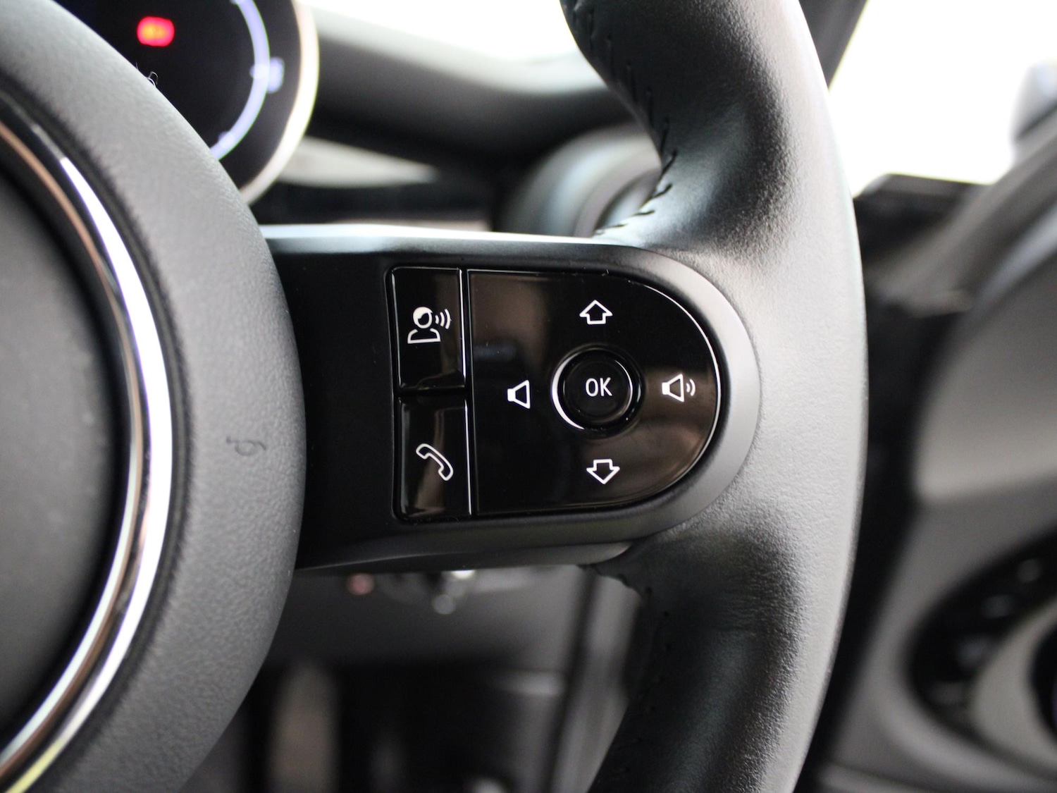 Used MINI Hatch 2023 for sale - 76515806: Photo 38