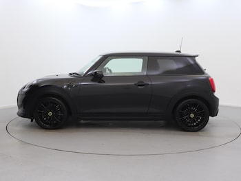 Used MINI Hatch 2023 for sale - 76515806: Photo