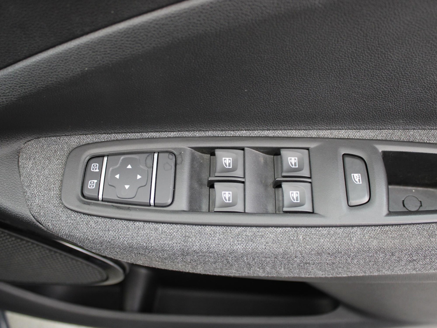 Used Renault Zoe 2021 for sale - 77206736: Photo 40