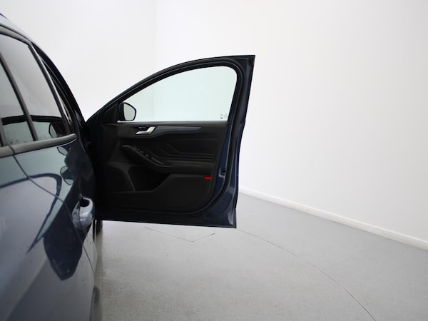 Used Ford Focus 2023 for sale - 75674185: Photo 30