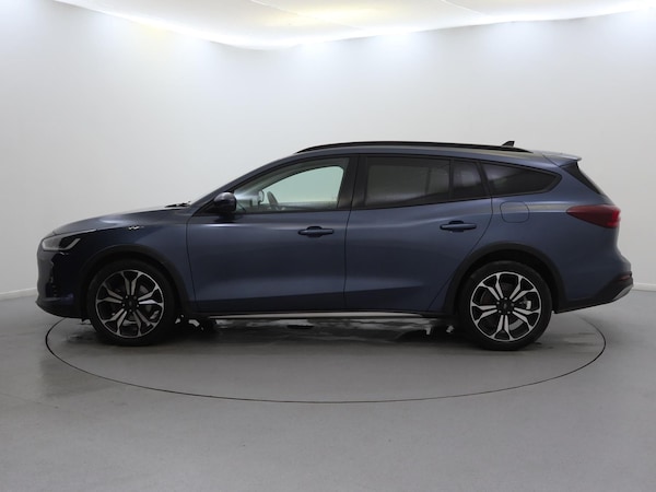 Used Ford Focus 2023 for sale - 75674185: Photo 4
