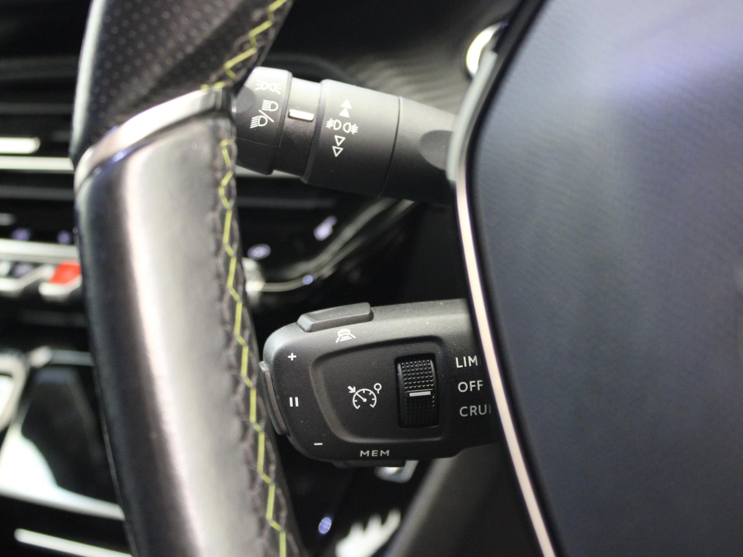 Used Peugeot 2008 2021 for sale - 78139907: Photo 29