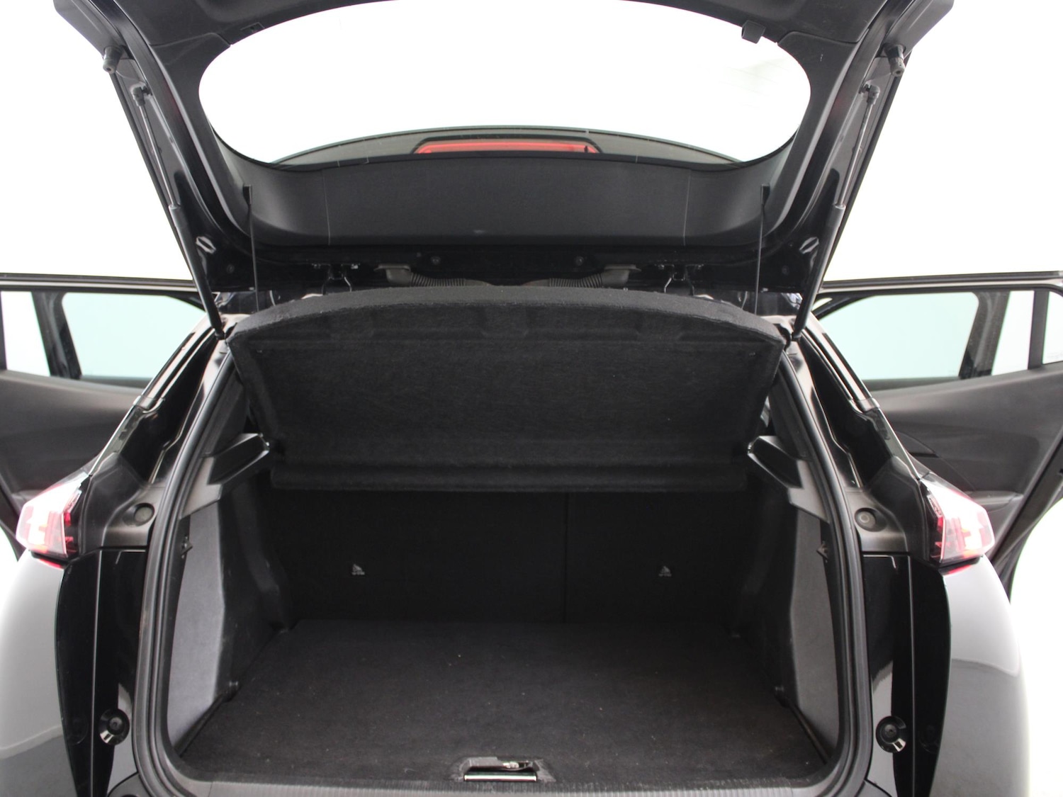 Used Peugeot 2008 2021 for sale - 78139907: Photo 33