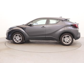Used Toyota C-HR 2023 for sale - 79241629: Photo