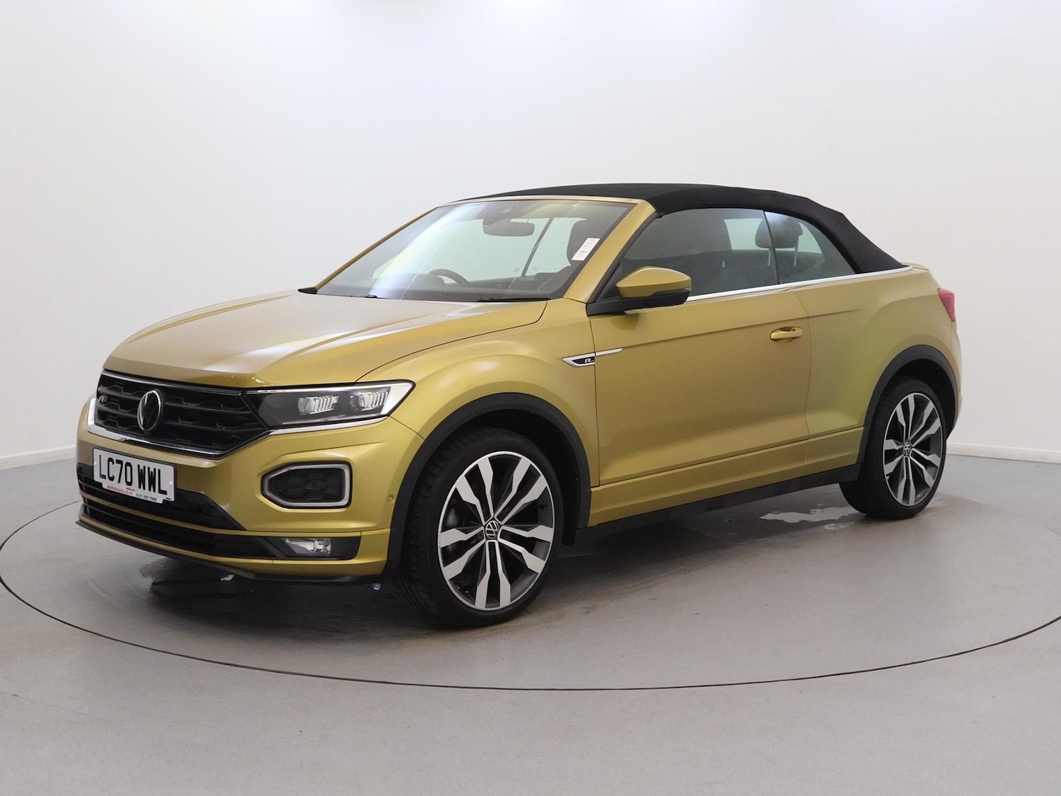 Used Volkswagen T-Roc 2020 for sale - 76016357: Photo 3