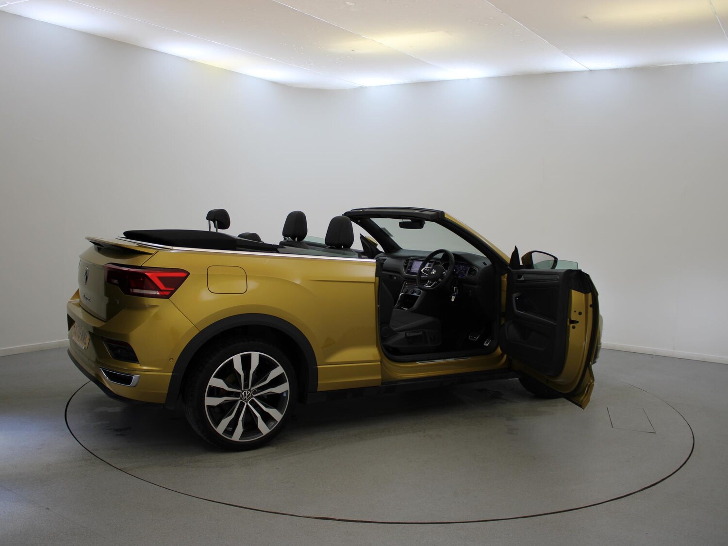 Used Volkswagen T-Roc 2020 for sale - 76016357: Photo 39