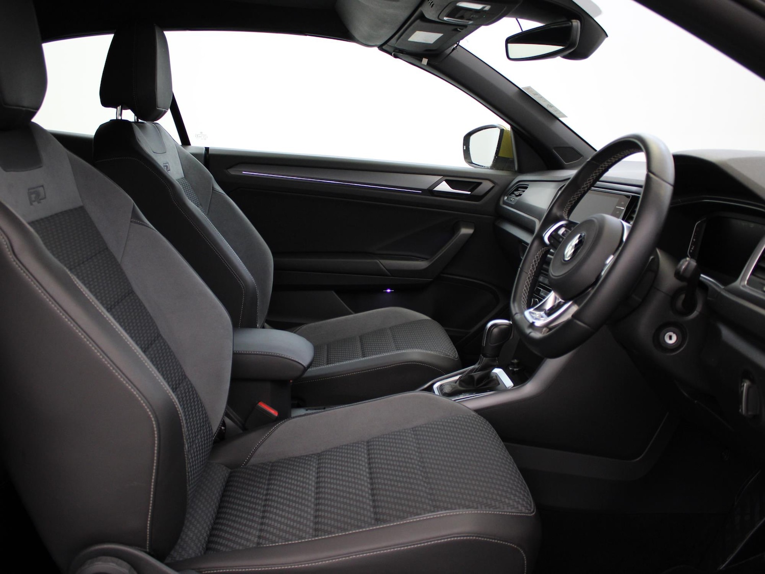 Used Volkswagen T-Roc 2020 for sale - 76016357: Photo 9