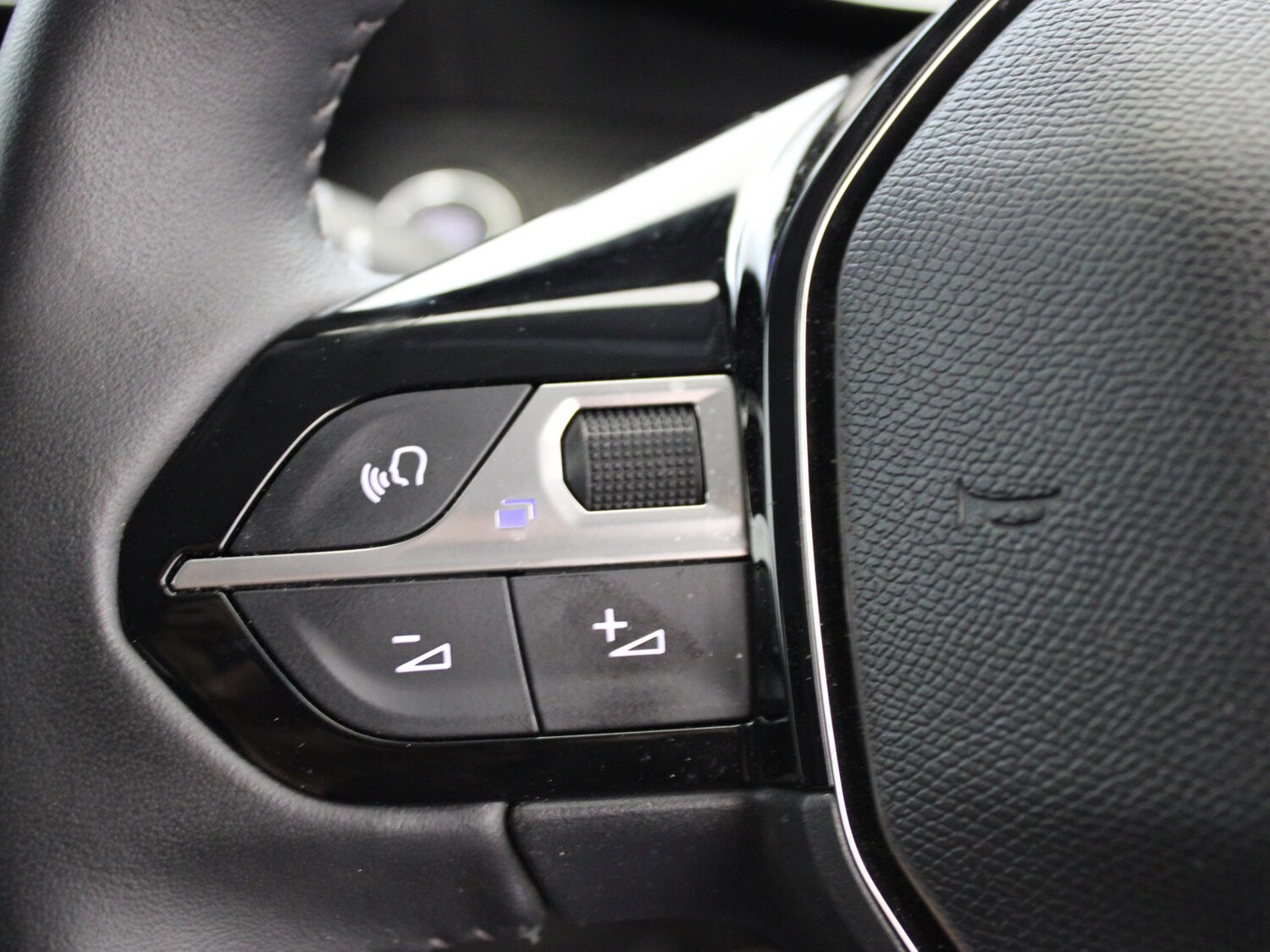 Used Peugeot 208 2023 for sale - 77500749: Photo 14