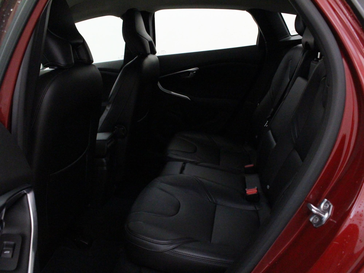 Used Volvo V40 2018 for sale - 76755390: Photo 11