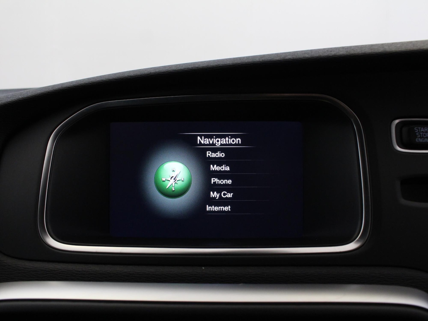 Used Volvo V40 2018 for sale - 76755390: Photo 18