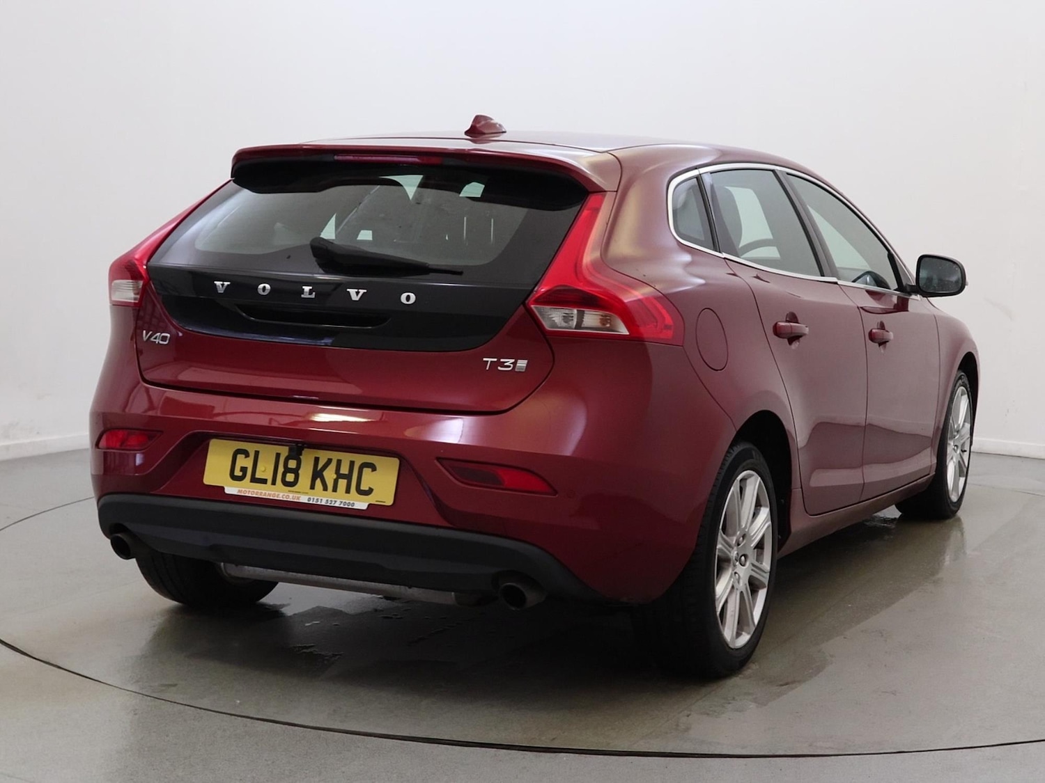 Used Volvo V40 2018 for sale - 76755390: Photo 5