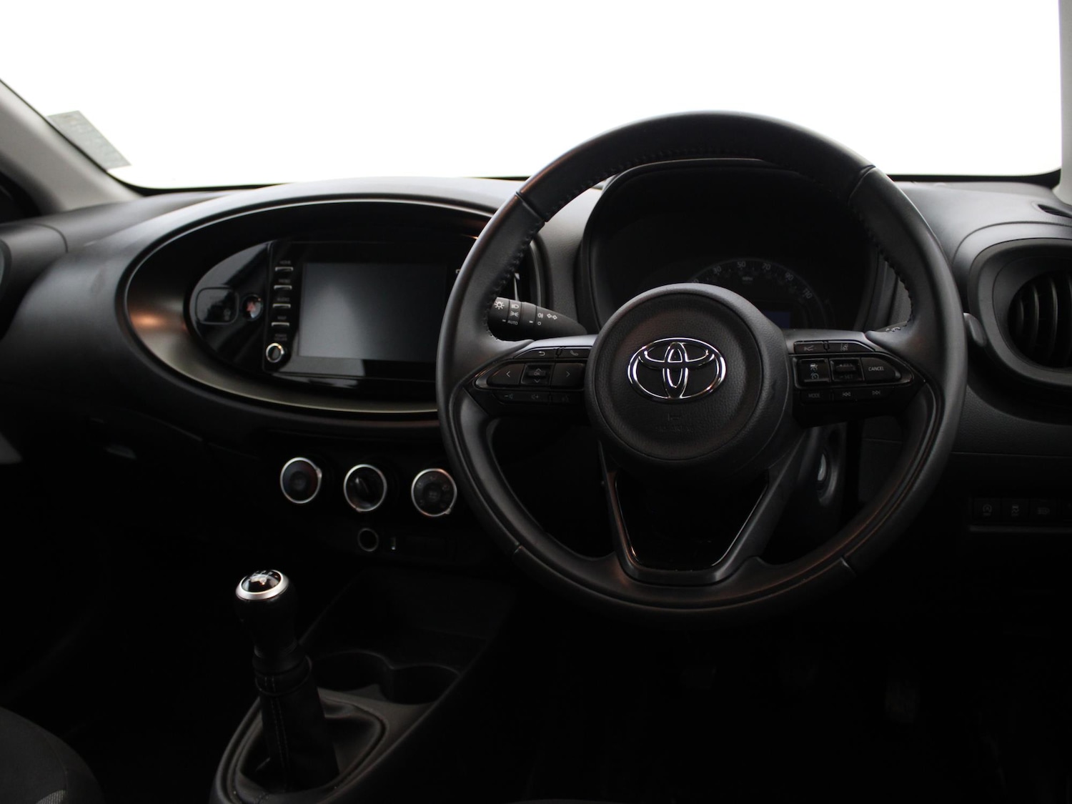 Used Toyota Aygo X 2022 for sale - 76502909: Photo 11