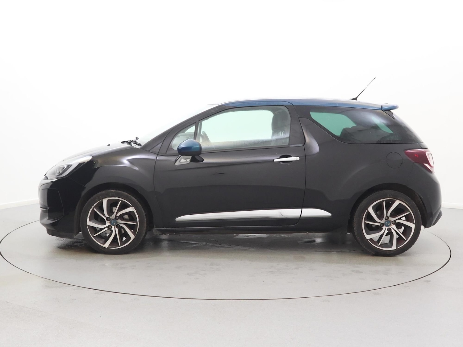 Used DS Automobiles DS 3 2016 for sale - 77099670: Photo 4