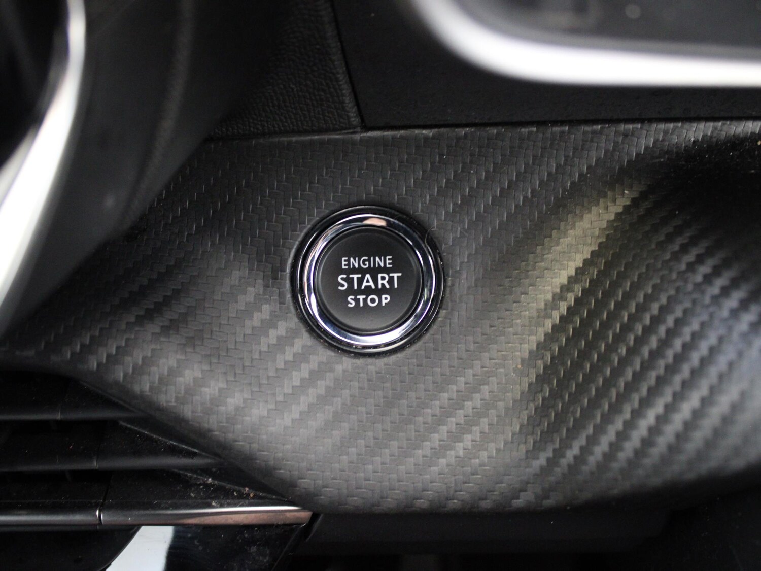 Used Peugeot 2008 2024 for sale - 76016390: Photo 12