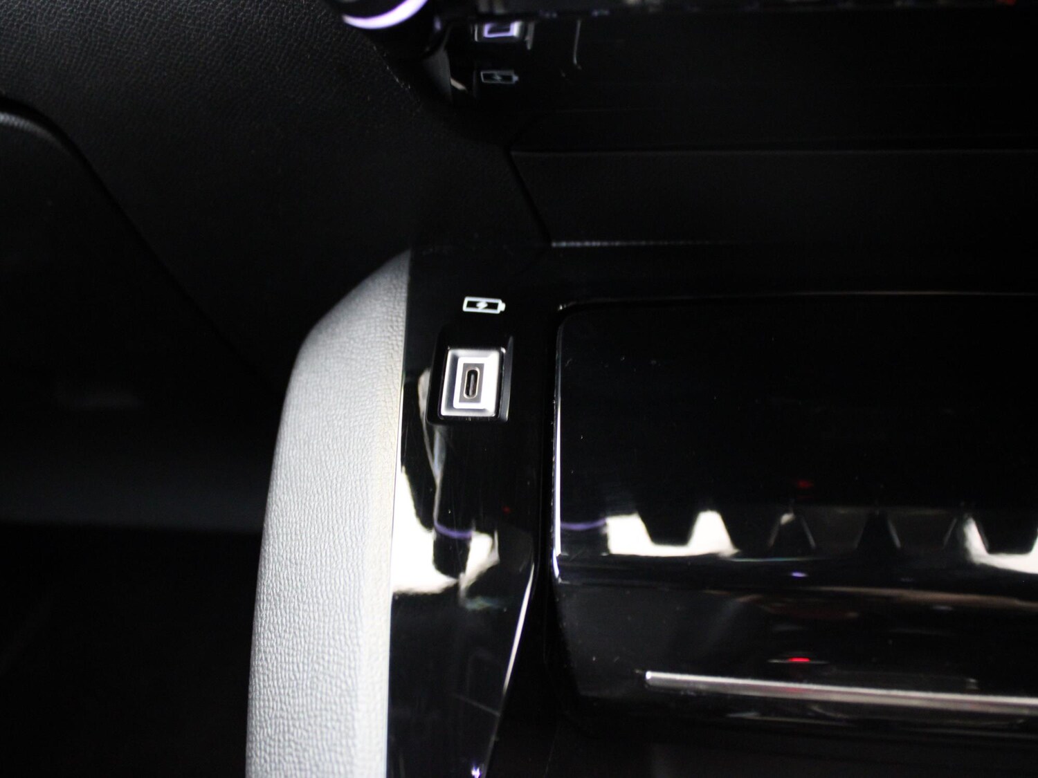 Used Peugeot 2008 2024 for sale - 76016390: Photo 22
