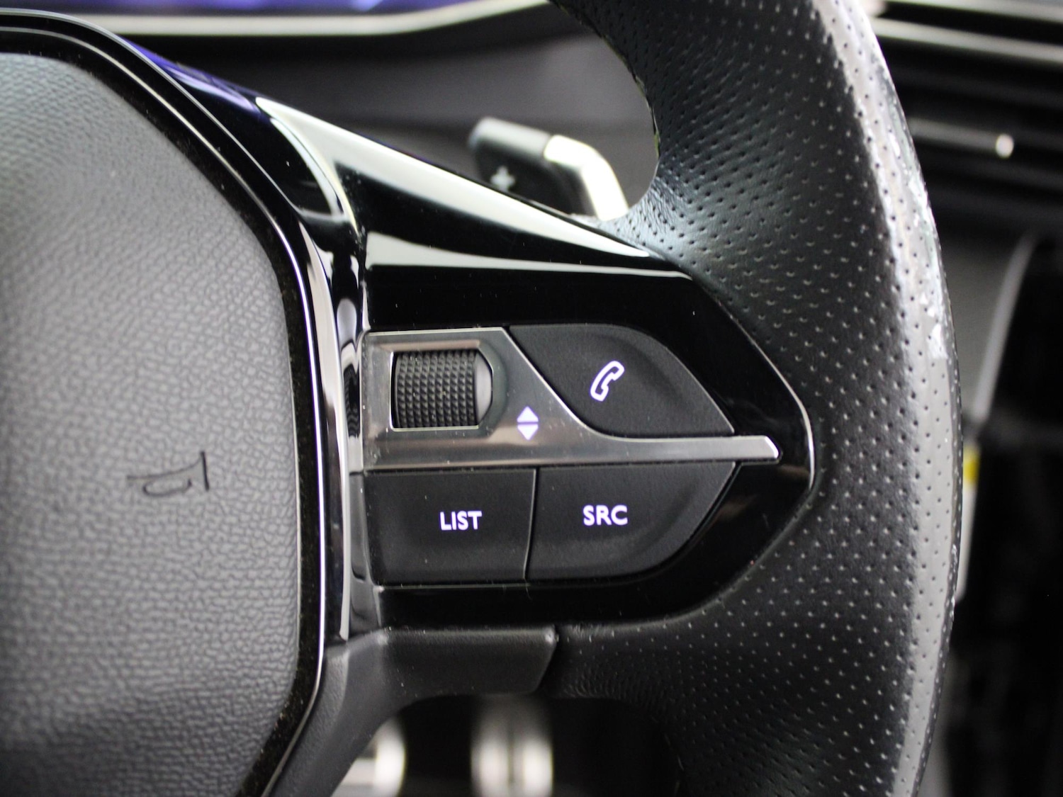 Used Peugeot 2008 2024 for sale - 76016390: Photo 28