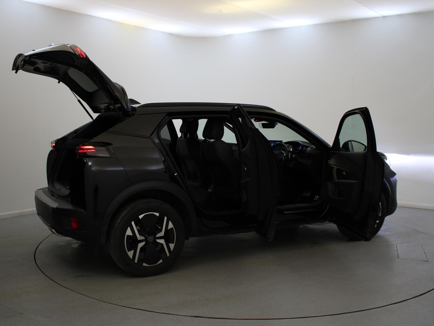 Used Peugeot 2008 2024 for sale - 76016390: Photo 33