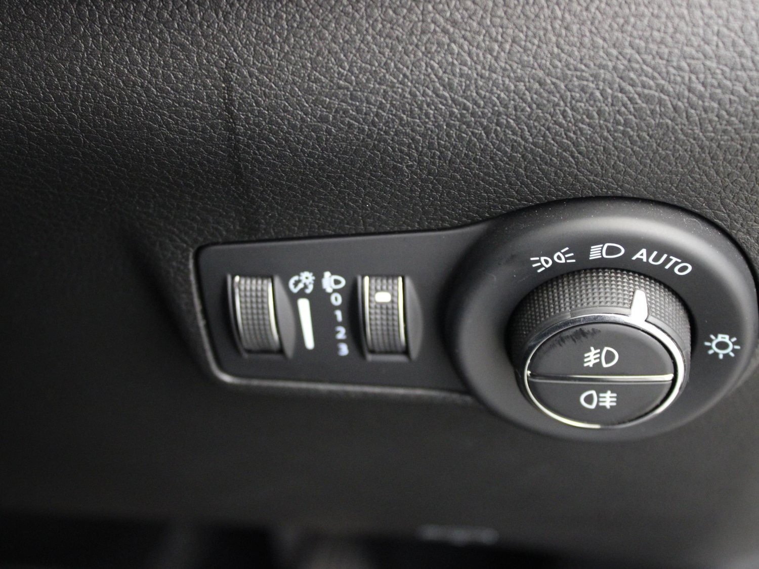 Used Jeep Compass 2023 for sale - 77758307: Photo 44