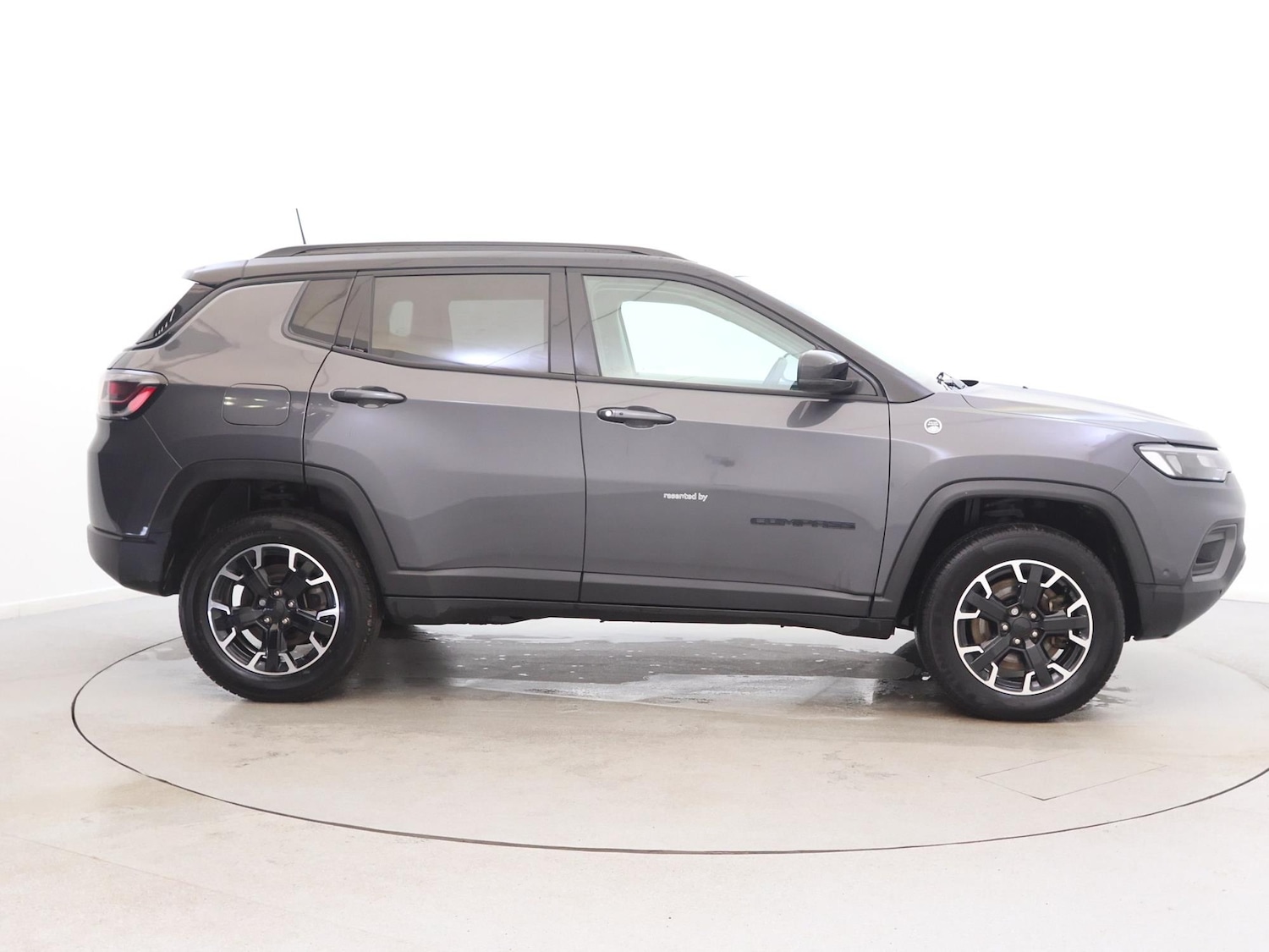 Used Jeep Compass 2023 for sale - 77758307: Photo 8
