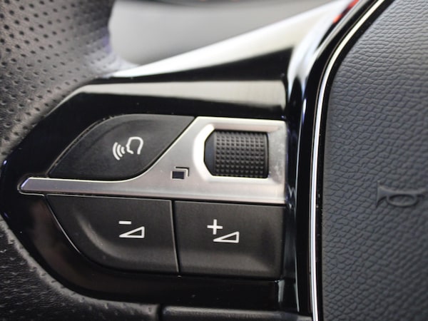 Used Peugeot 5008 2022 for sale - 74950881: Photo 13