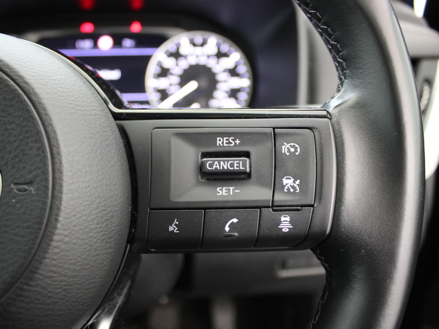 Used Nissan Qashqai 2023 for sale - 77240104: Photo 25