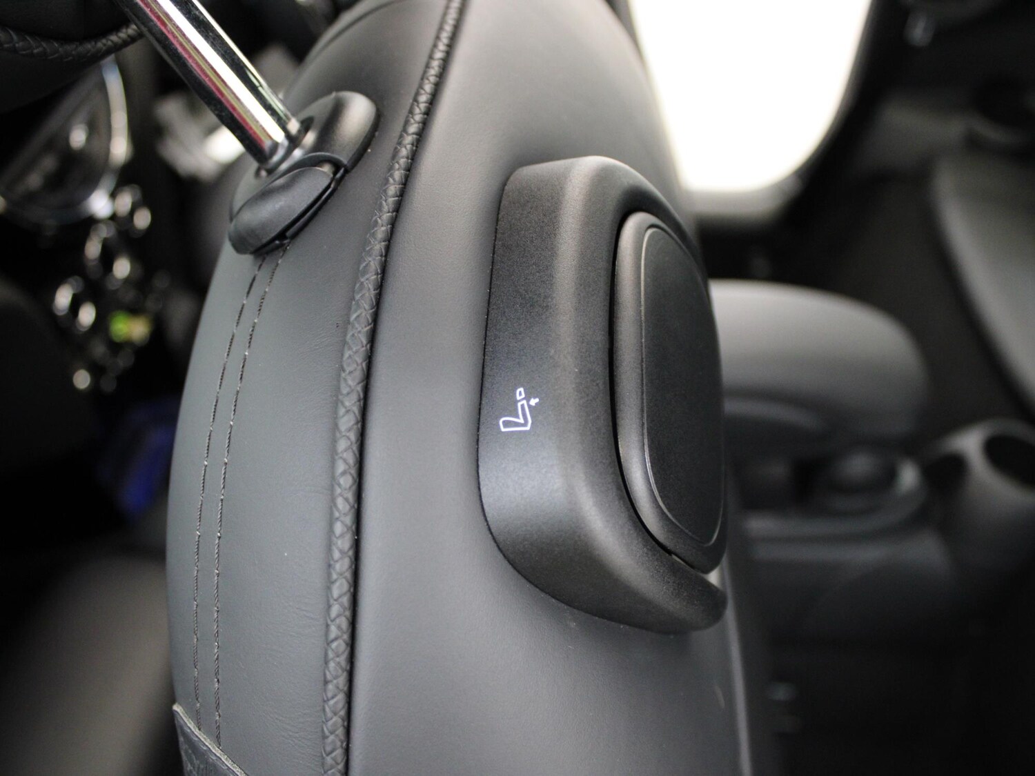 Used MINI Hatch 2020 for sale - 76157980: Photo 21